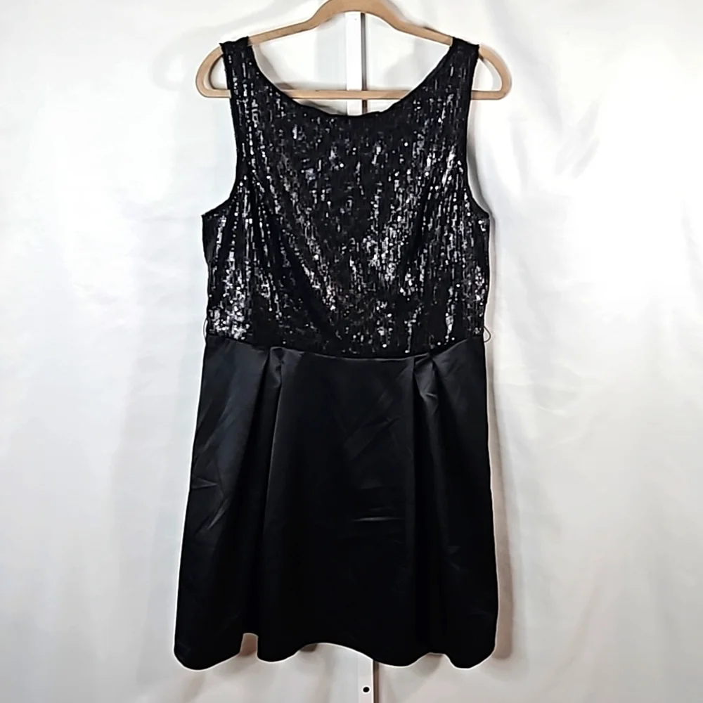 The Limited Black Sequins Dress Size 14 NWT - Picture 1 of 8